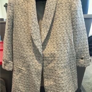 Textured Bouclé Open Blazer in Ivory and Black p13